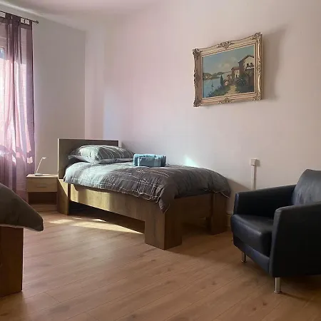 Holiday home Les 2 De 184m2 Centre Parkings